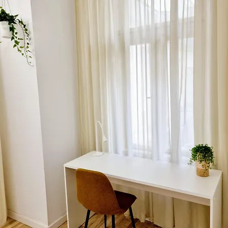 Amelia Old Town Apartment