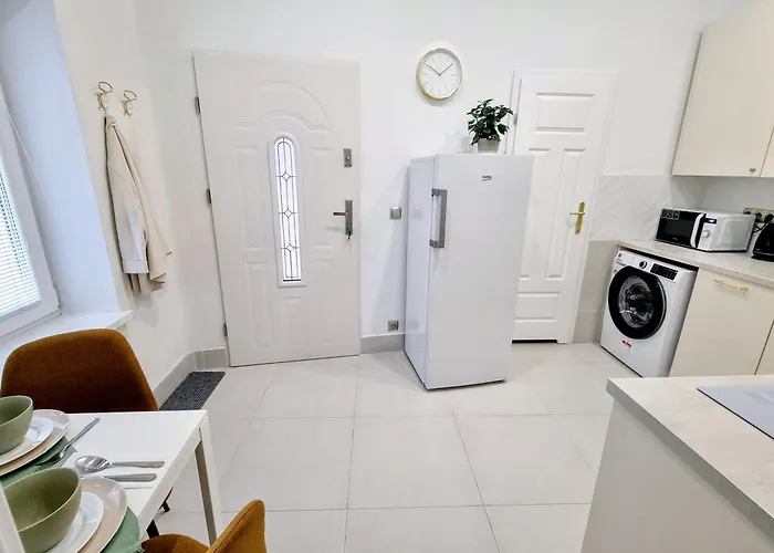 Amelia Old Town Apartman